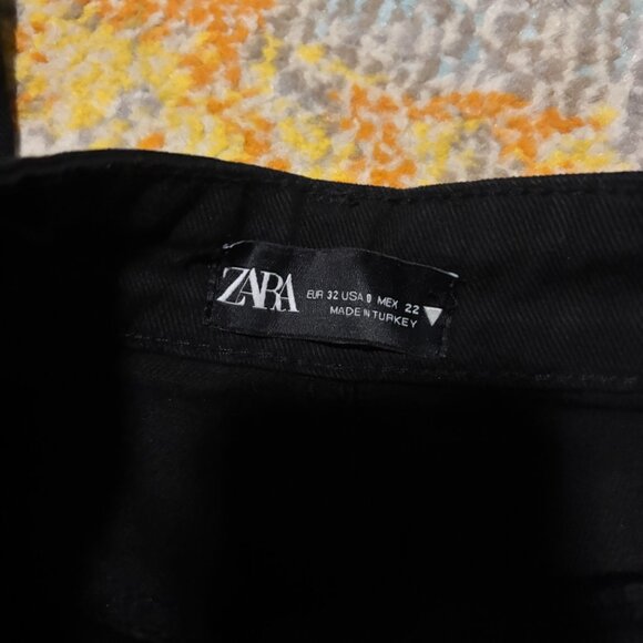 Zara • black wide leg cullotte jeans - Picture 2 of 6